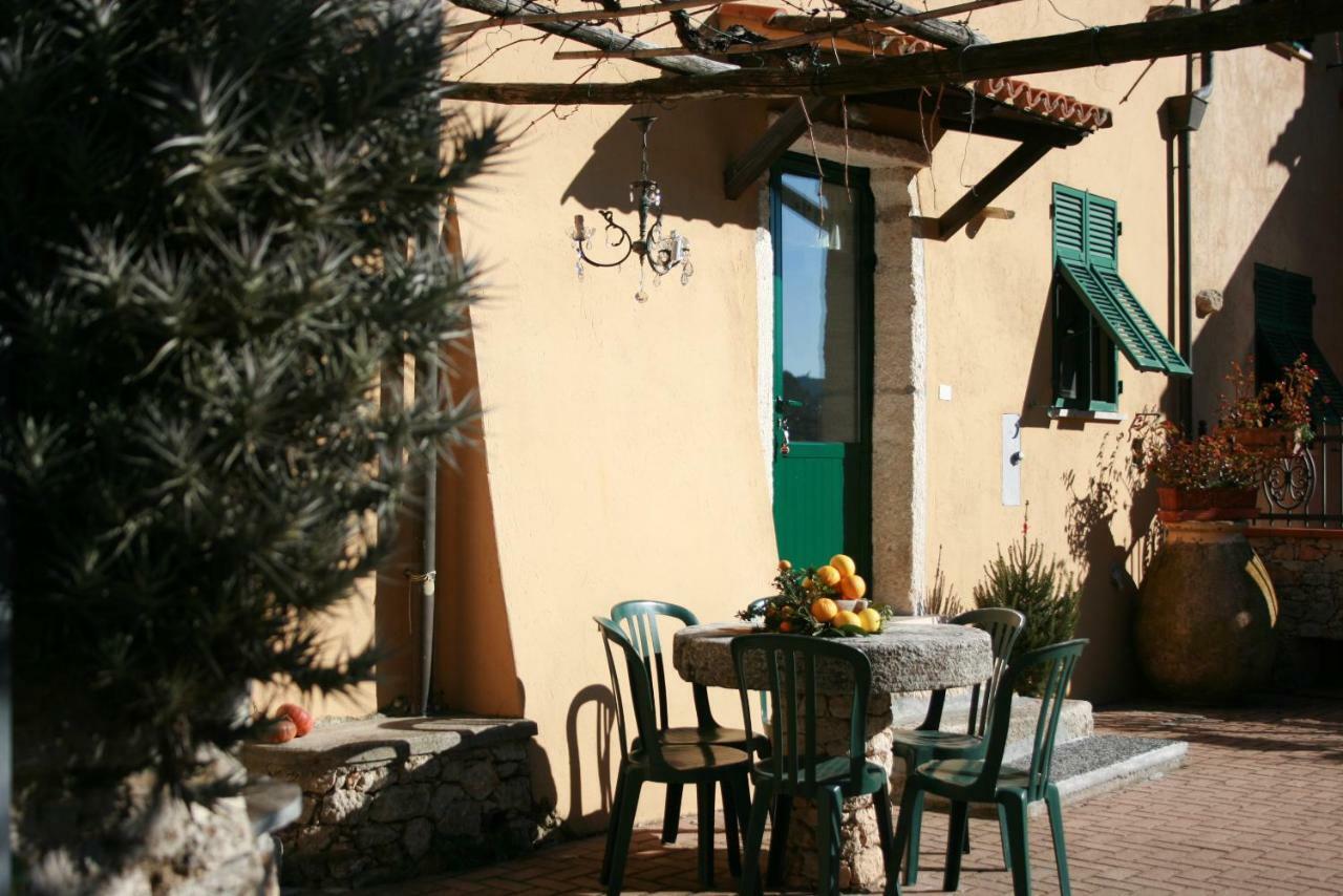 Agriturismo Alveare Финале Лигуре Экстерьер фото