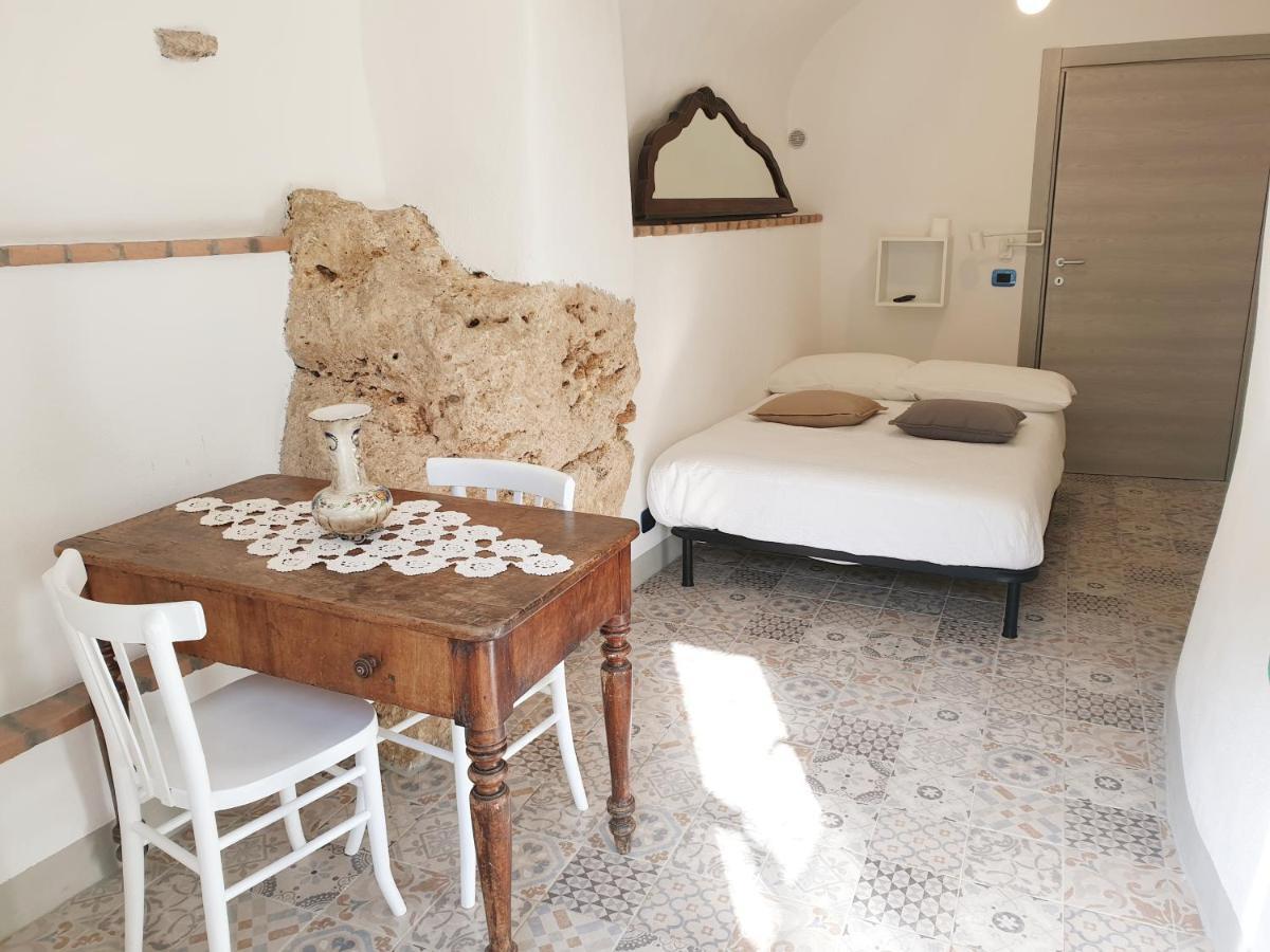 Agriturismo Alveare Финале Лигуре Экстерьер фото
